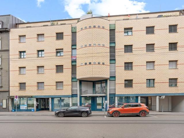 3 Zimmer, 93 m², 5. Stock