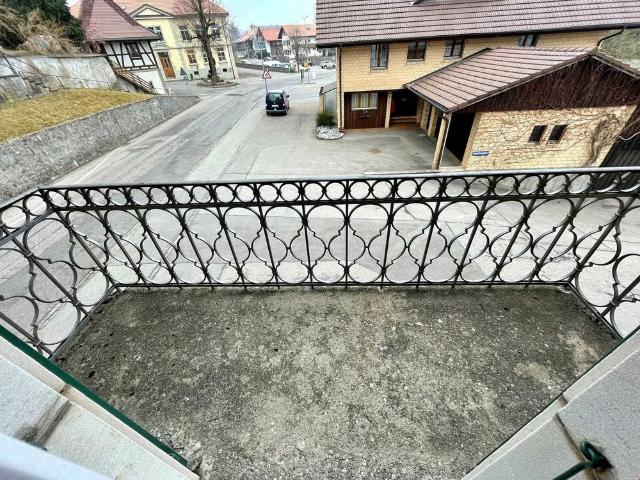 3 Zimmer, 90 m², 1. Stock