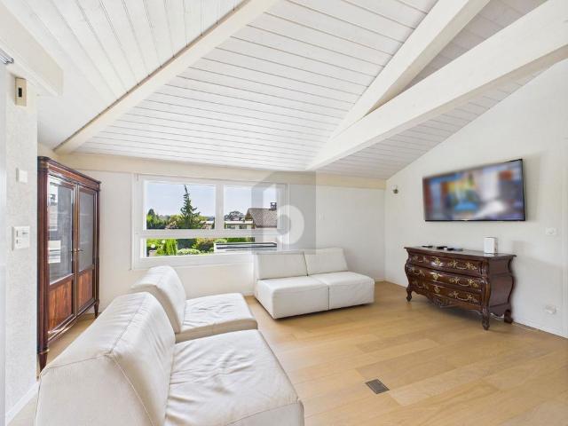 3 Zimmer, 90 m², 1. Stock