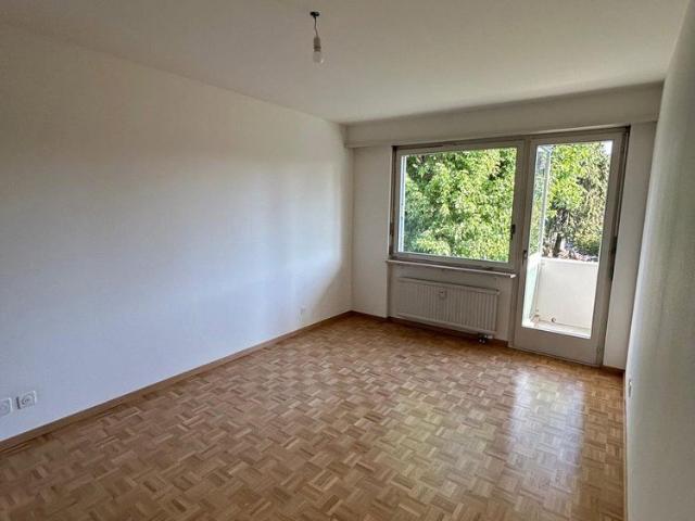 3 Zimmer, 90 m², 2. Stock