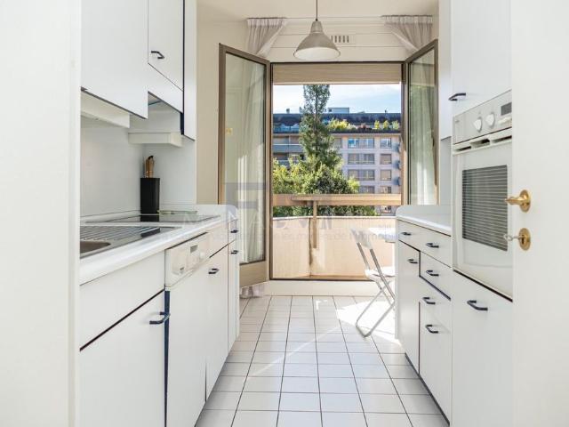 3 Zimmer, 90 m², 3. Stock