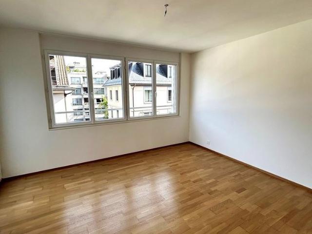 3 Zimmer, 90 m², 5. Stock