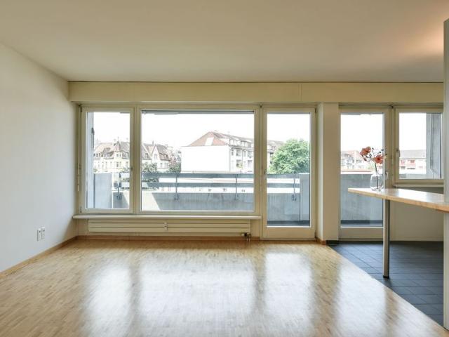 3 Zimmer, 92 m², 2. Stock