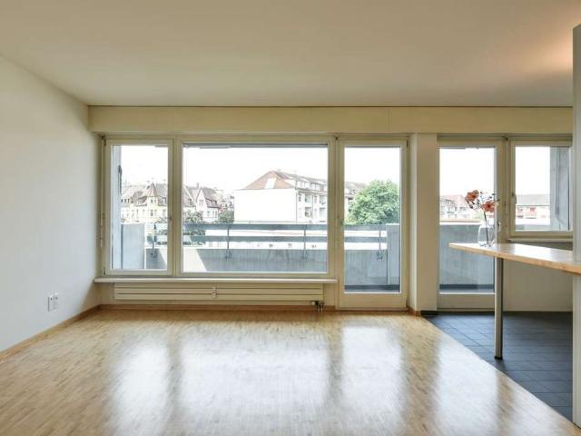 3 Zimmer, 92 m², 2. Stock