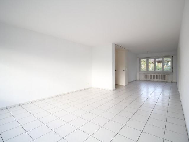 3 Zimmer, 92 m², 2. Stock