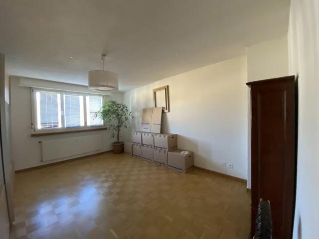3 Zimmer, 94 m², 4. Stock