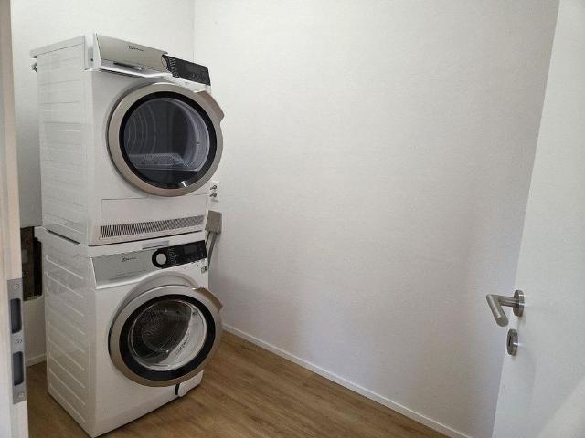 3 Zimmer, 95 m², 3. Stock