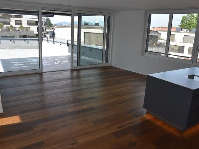 3 Zimmer, 102 m², 3. Stock