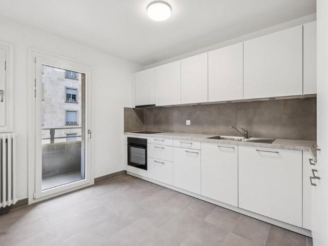 3 Zimmer, 105 m², 3. Stock