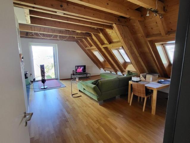 3 Zimmer, 112 m², 2. Stock