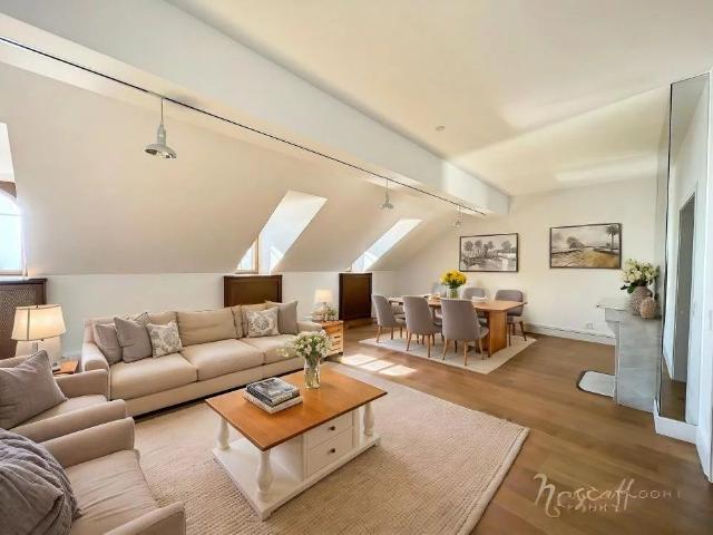 3 Zimmer, 125 m², 2. Stock
