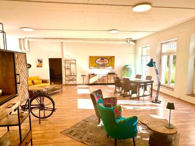 3 Zimmer, 170 m², EG
