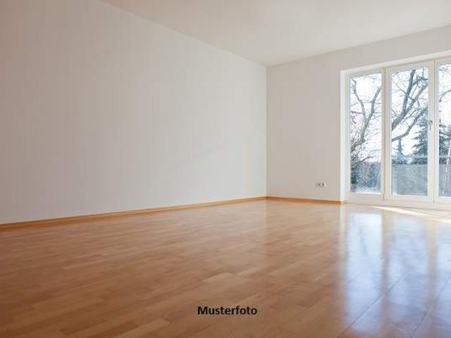 3 Zimmer Wohnung mit 2 großzügigen Terrassen + neuwertiger Zustand