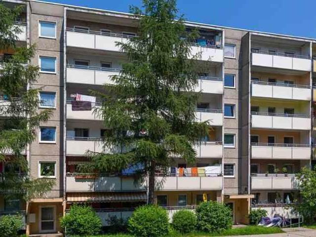 3 Zimmer Wohnung mit Balkon!