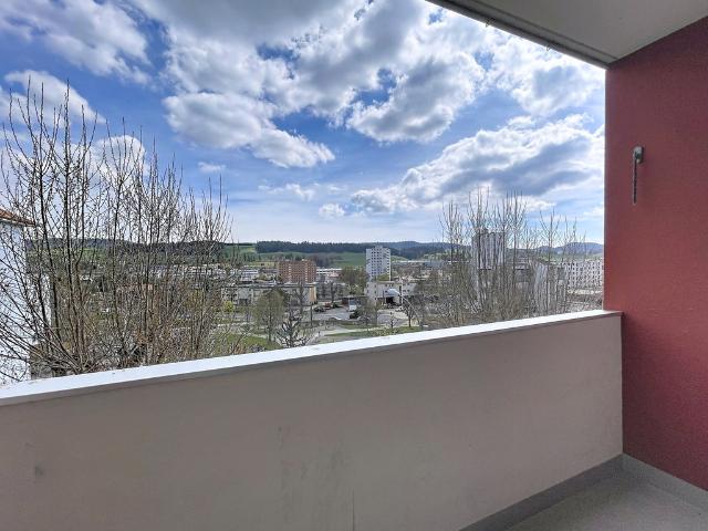 3 Zimmer Wohnung mit Balkon