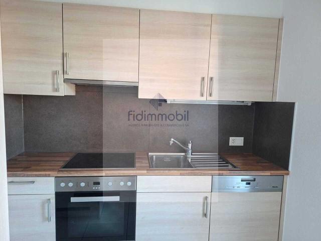 3 Zimmer Wohnung mit Balkon, Fritz Courvoisier 24, La Chaux de Fonds