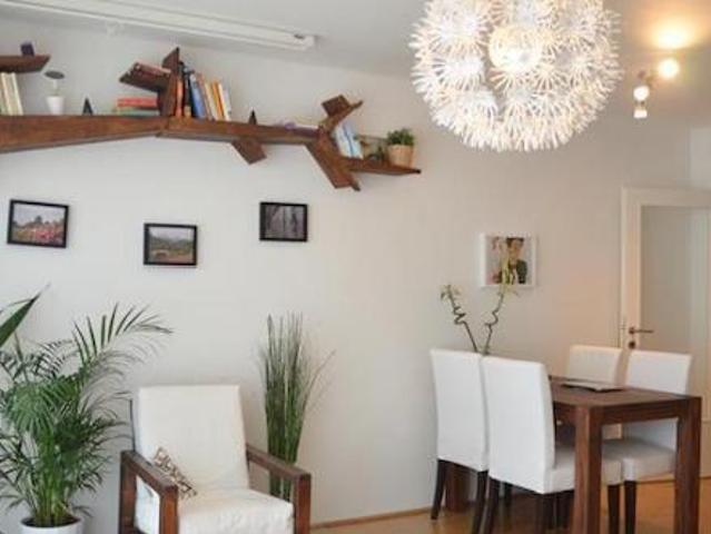 3 ZIMMER WOHNUNG MIT BALKON UND SUPER ANBINDUNG
