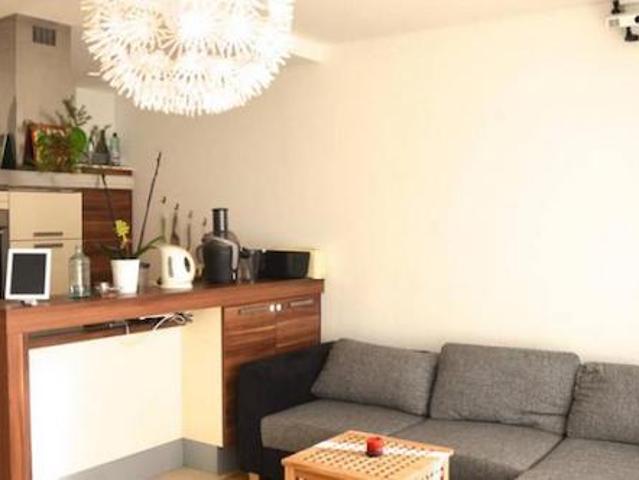3 ZIMMER WOHNUNG MIT BALKON UND SUPER ANBINDUNG