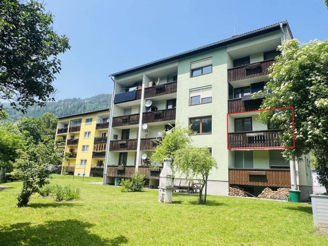 3 Zimmer Wohnung mit Loggia