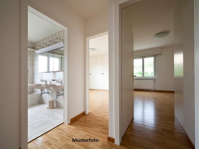 3 Zimmer Wohnung mit Loggia