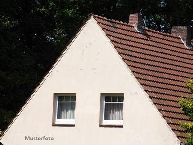 3 Zimmer Wohnung mit Loggia und TG Stellplatz