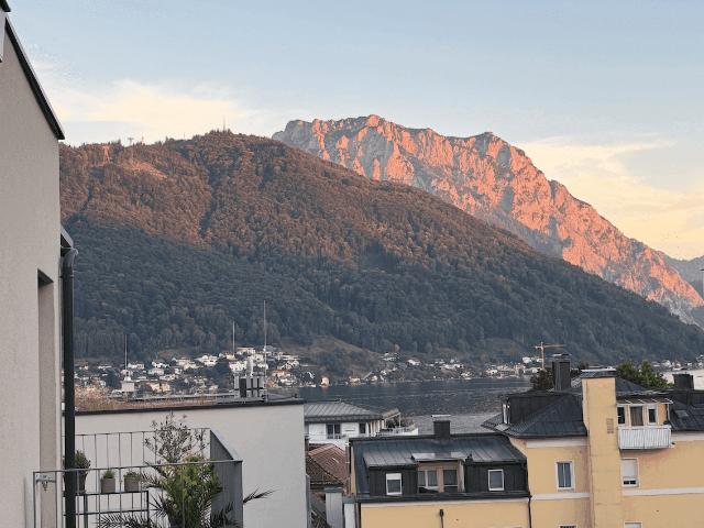 3 Zimmer Wohnung mit See und Bergblick