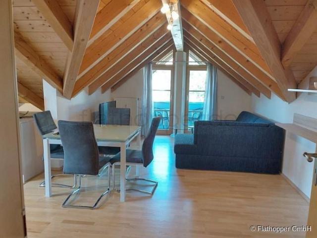 3 Zimmer Wohnung im Dachgeschoss mit 2 Balkonen in Rosenheim Obing
