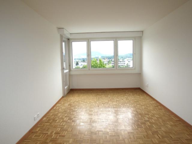 3 Zimmer Wohnung im 6. Stock Neuhausweg 21, 3027 Bern