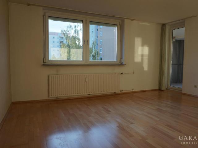3 Zimmer Wohnung in Böblingen mit Aufzug und Balkon Ihr neues Zuhause wartet !