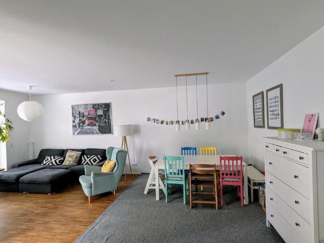3 Zimmer Wohnung in den Stadtgärten Henninger Turm