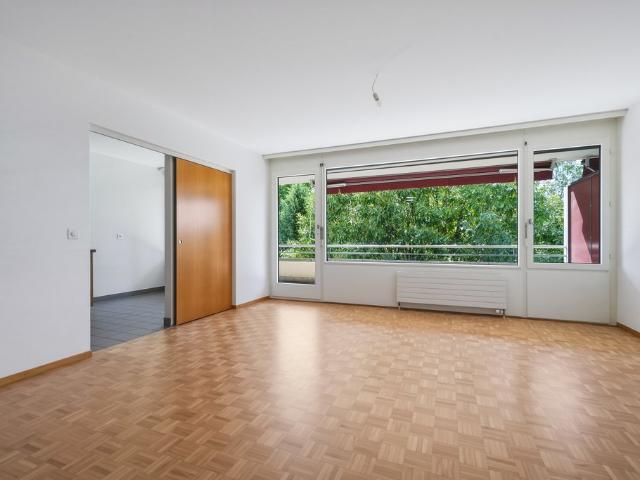 3 Zimmer Wohnung in einer grünen Umgebung in Prilly