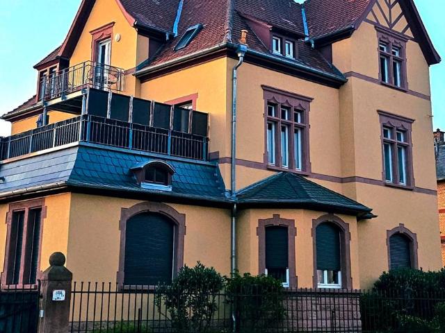 3 Zimmer Wohnung in kernsanierter Stadtvilla Weinheim Zentrum