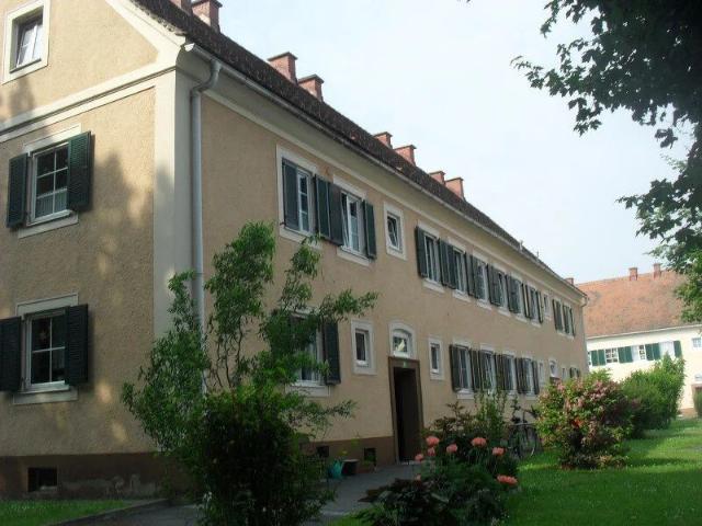 3 Zimmer Wohnung, Top 2