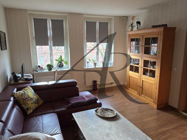 3 Zimmer Altbauwohnung mit Balkon in toller Lage