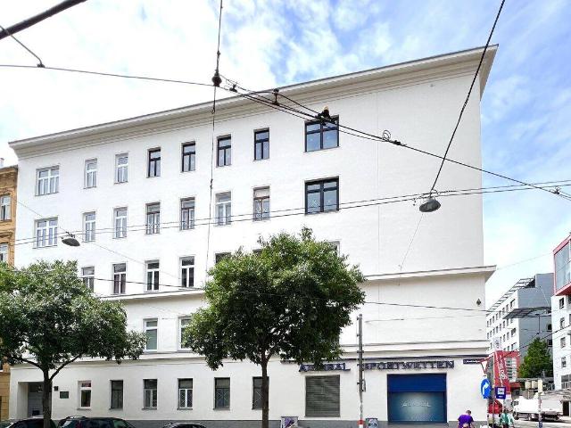3 Zimmer Altbauwohnung mit Potenzial: 1. OG, 84m² für 385.000 €