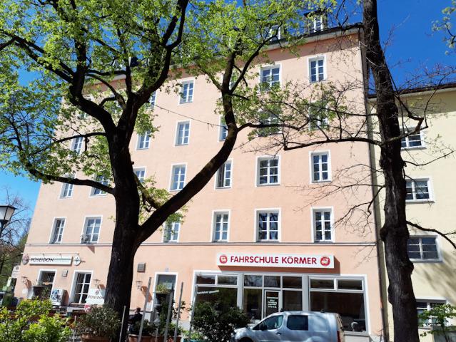 3 Zimmer Altbau Wohnung in München Ramersdorf