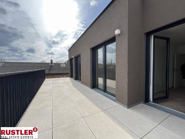 3 Zimmer Dachgeschoßwohnung mit 25 m² Balkon/Terrasse in Guntramsdorf