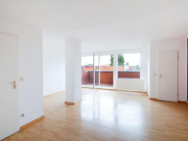 3 Zimmer Dachgeschosswohnung mit Terrasse und Aussicht