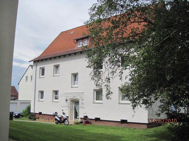 3 zimmer dachgeschosswohnung mit balkon zur miete in petersberg kernstadt