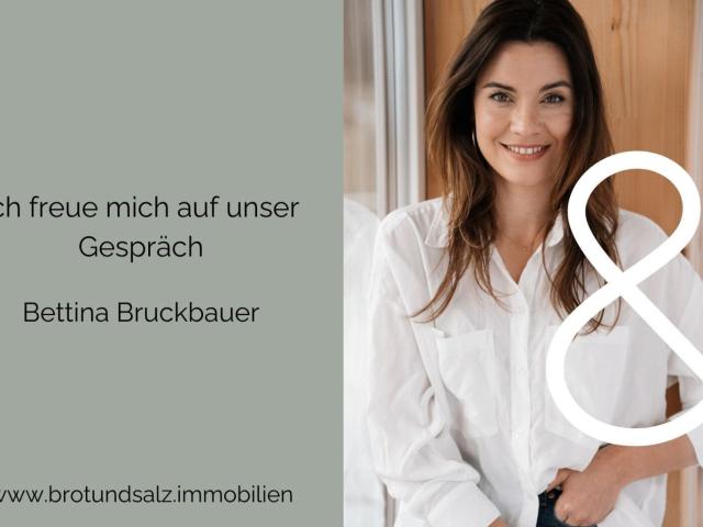 3 ZIMMER DACHGESCHOSSWOHNUNG MIT BLICK IN DIE BAUMKRONEN
