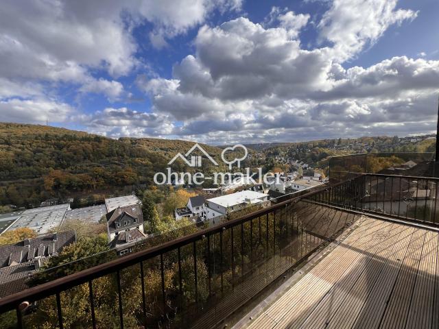 3 Zimmer DG Wohnung in Gevelsberg mit Balkon und fantastischer Aussicht