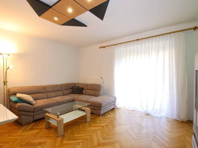 3 Zimmer Eigentumswohnung mit Loggia | teilmöbliert | Leoben Göss | IMS Immobilien KG