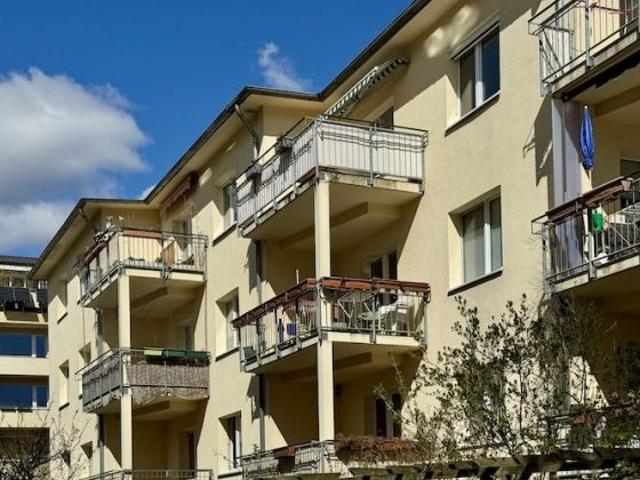 3 Zimmer Eigentumswohnung bezugsfrei kaufen in Berlin Steglitz, ca. 68 m², großer, sonniger Balkon