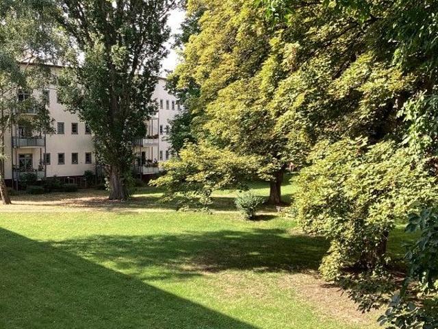 3 zimmer etagenwohnung mit balkon zur miete in magdeburg stadtfeld ost