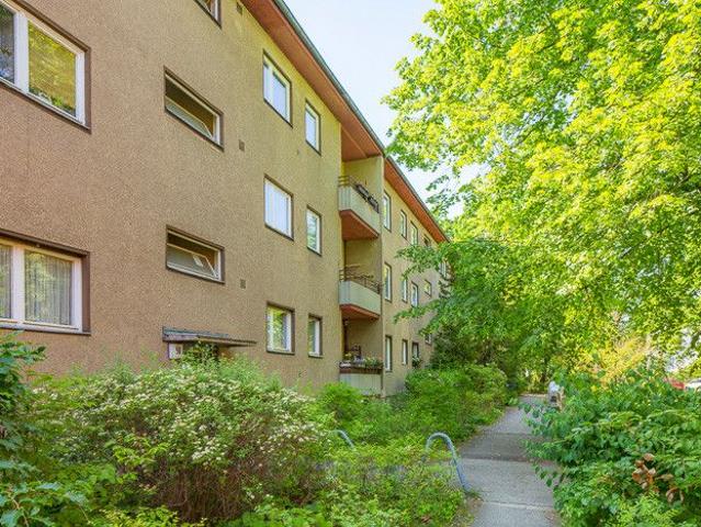 3 zimmer etagenwohnung mit balkon zur miete in berlin zehlendorf