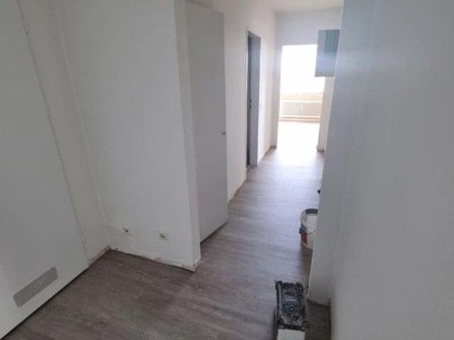 3 zimmer etagenwohnung mit balkon zur miete in düsseldorf ludenberg