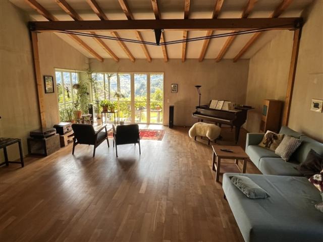 3½ ZIMMER HAUS IN GISWIL OW, MÖBLIERT, TEMPORÄR