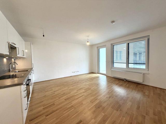 3 Zimmer Loggia Wohnung | Linien 26 und 27 & 36A und 36B