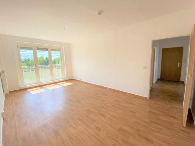 3 Zimmer Mietwohnung am See sofort verfügbar wundervoller Ausblick und ruhige Lage!