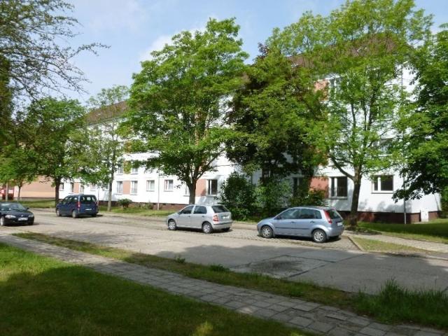 3 Zimmer Mietwohnung in Senftenberg Studentenwohnung mit Einbauküche